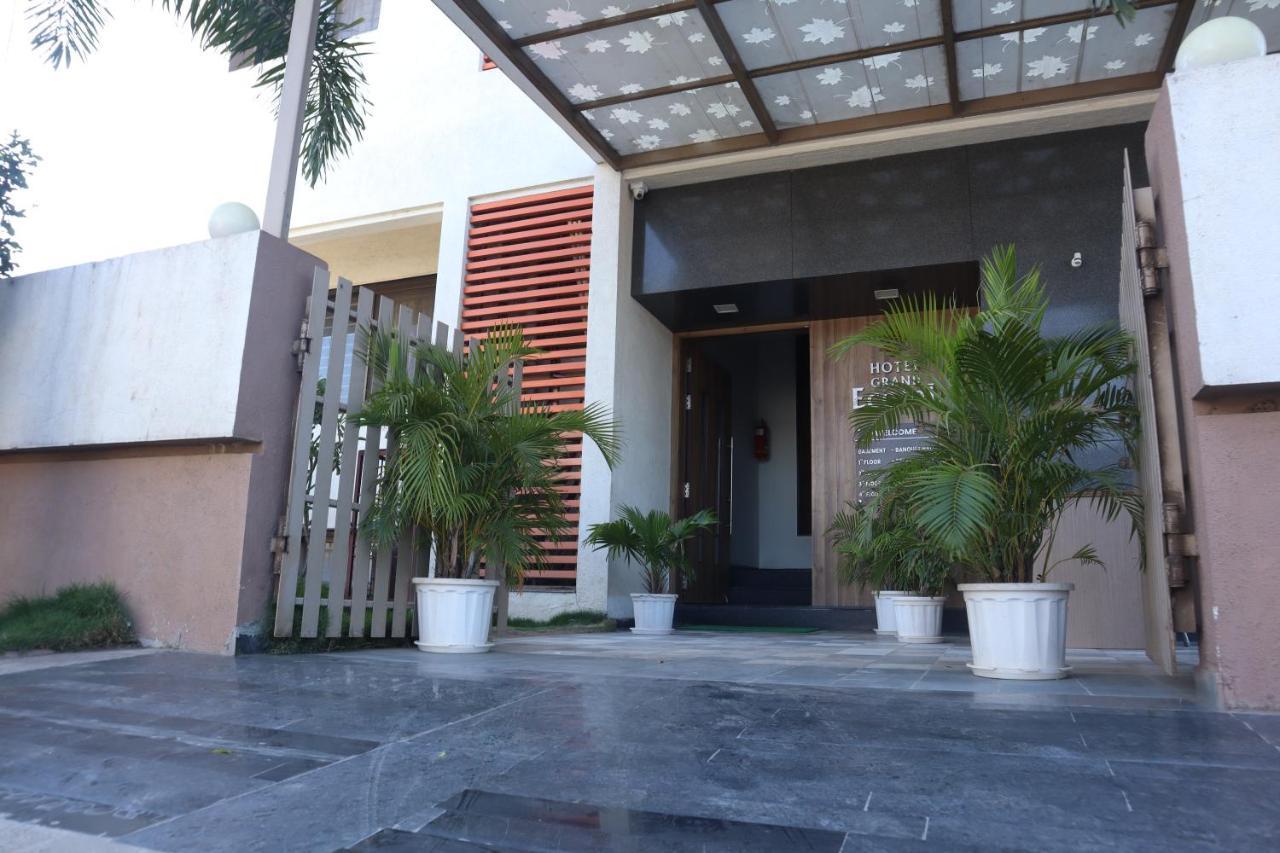 Hotel Grand Ecotel, Aurangabad Exterior photo